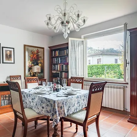 Ponte A Moriano With Private Parking&garden! Apartament Lukka