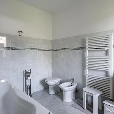 Guesthost - Ponte A Moriano With Private Parking&garden! * Lucca